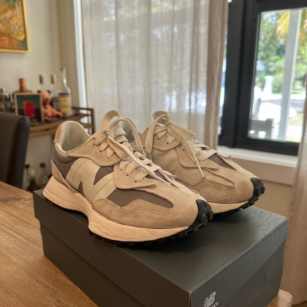 New Balance 327 Grey Matter Sneakers